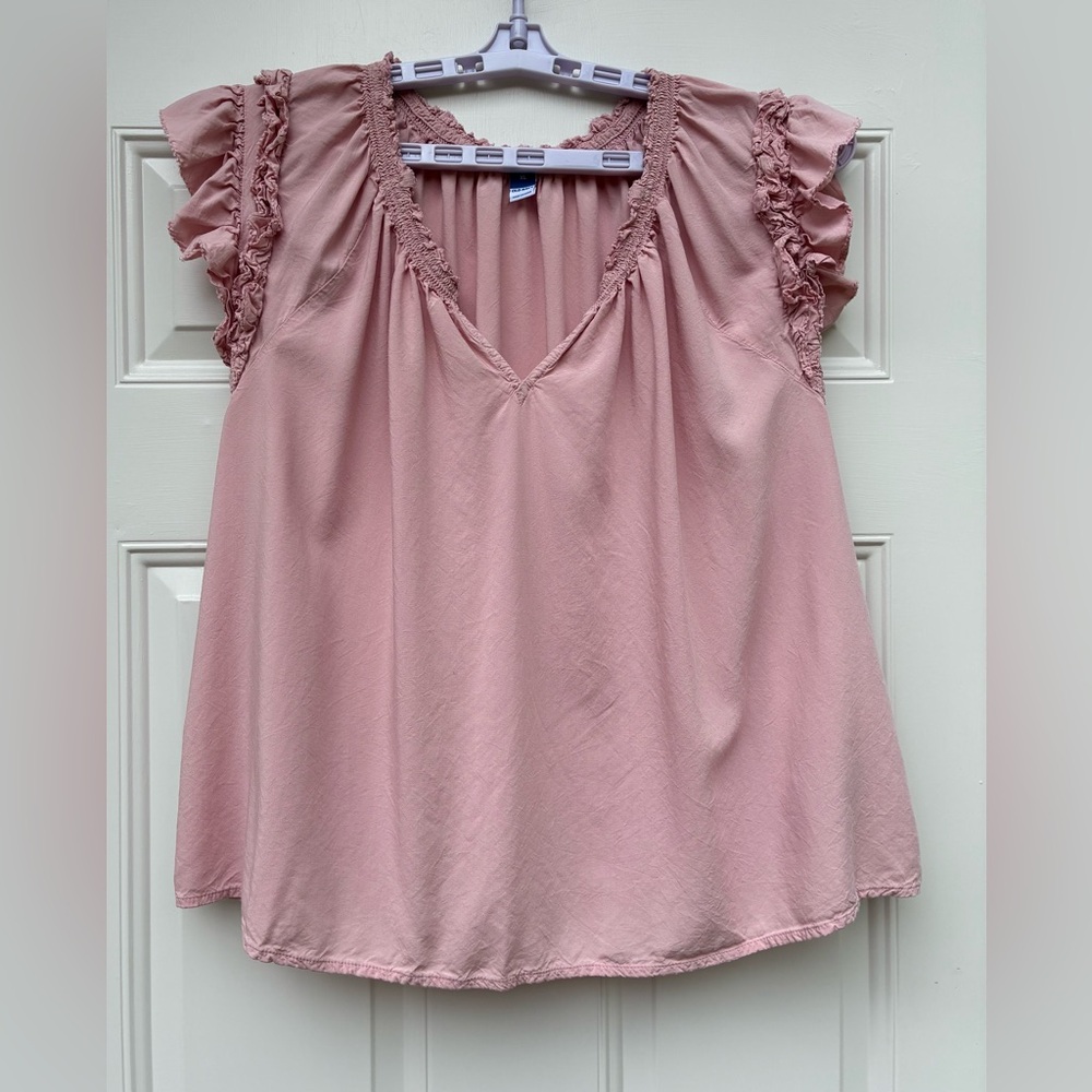 Old Navy Ruffle Trim Smocked Top Size XL Blouse Abalone Pink Short Sleeve Shirt